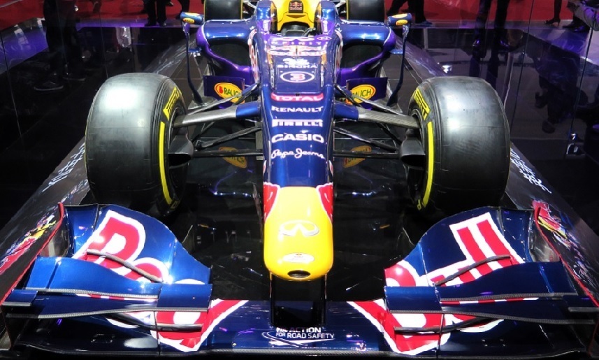 レッドブルレーシング Ｒｅｄｂｕｌｌ プーマ Ｆ１ バッグ